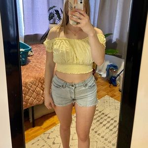 Yellow, cropped girly top